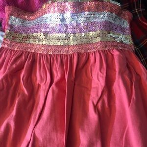 Super cute tank top with sequins panel